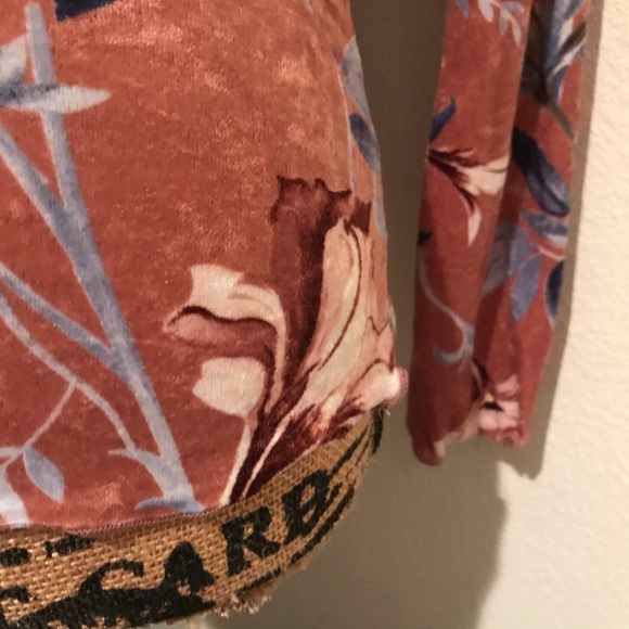 Day G Floral Long Sleeve Velvety Soft Stretch Blouse-S - Picture 8 of 15